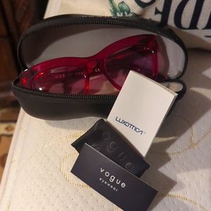 LUXOTTICA VOGUE Dark Pink  eyewear